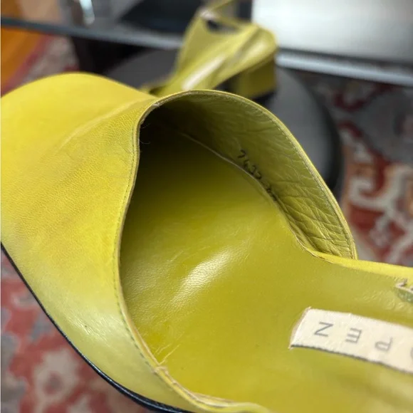 Pura Lopez Lime Yellow Leather Slingback Mules - Picture 14 of 16